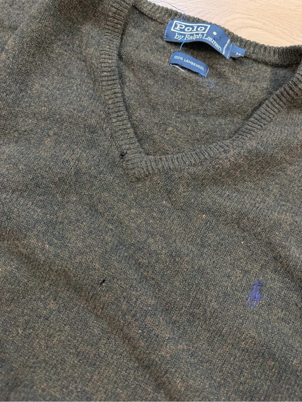 Vintage Polo Ralph Lauren Lambswool V-Neck Sweater Pullover – Size M (Damaged)